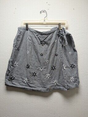 VTG Carolina Colours Gingham Wrap Skirt Daisy Floral Embroidered Black White Y2K